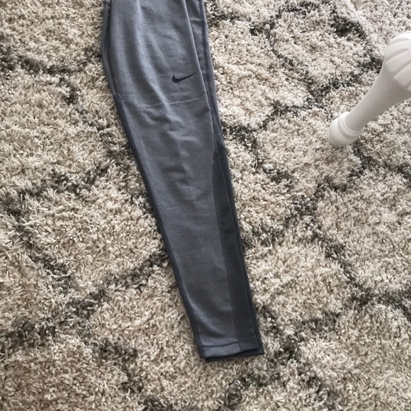 Nike pro dry fit work out pants - Picture 5 of 7